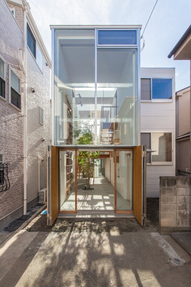 The House in Ouji with its doors open