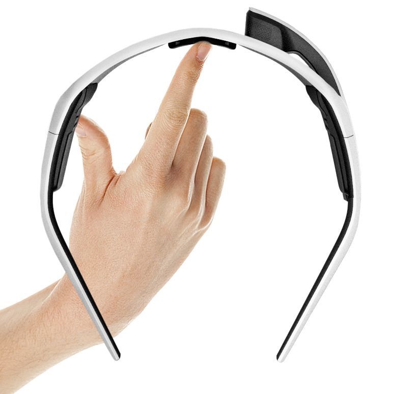 The Recon Instruments Jet sunglasses weigh 60 grams