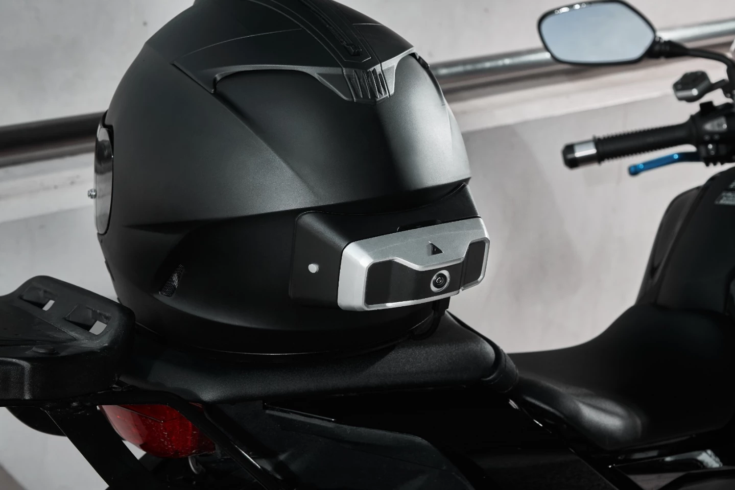 Modules stick on the front and rear with removable 3M adhesive