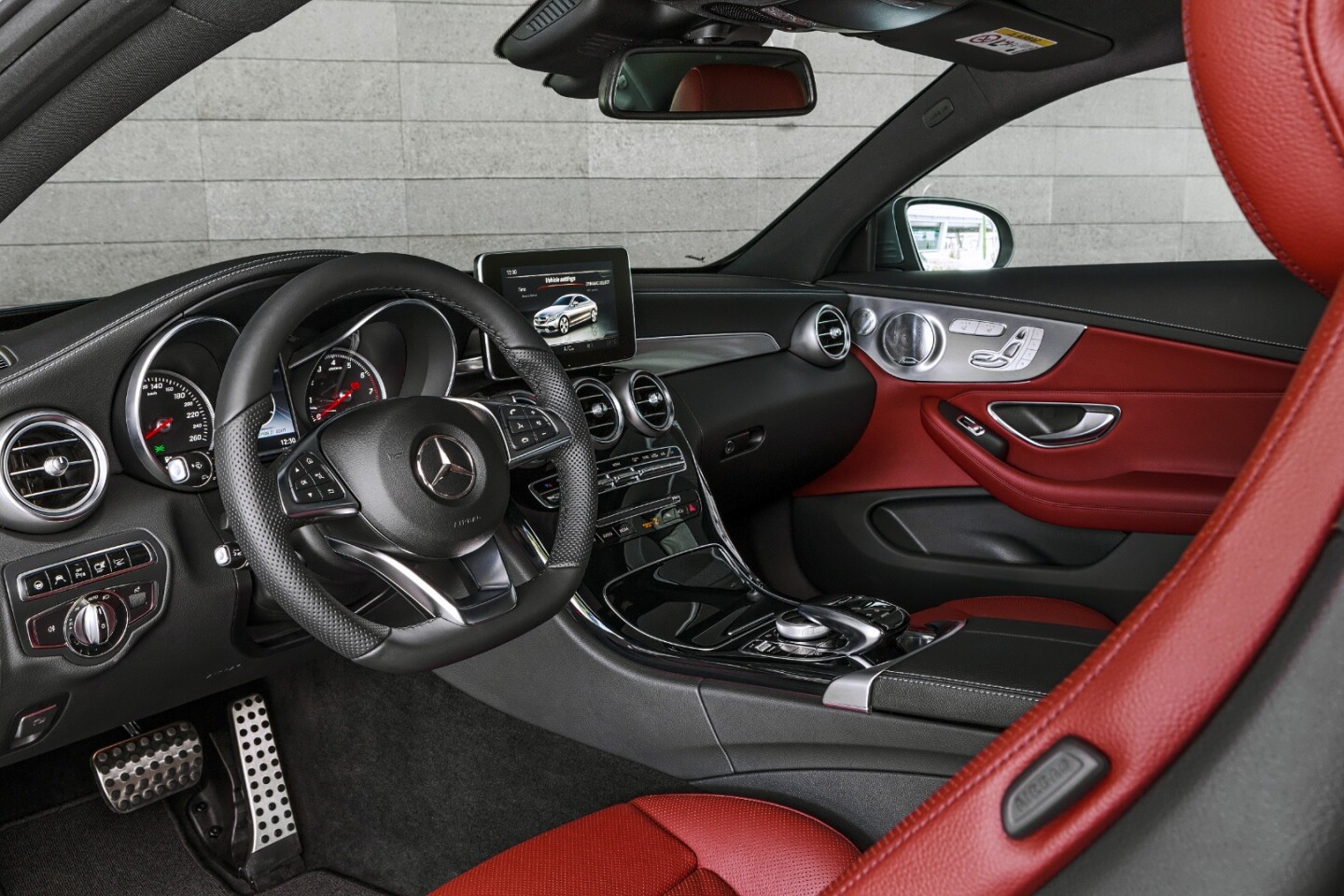 Both the driver and front passenger are treated well in the C300 Coupe