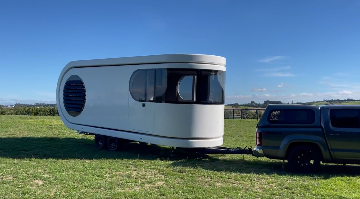 Romotow T8 in trailer mode