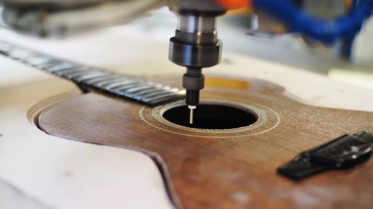 El Capitan getting some sound hole decoration