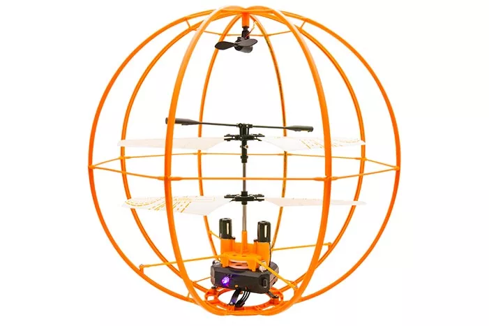 Kyosho is currently offering the Space Ball in black and orange color schemes through Japanese retailers