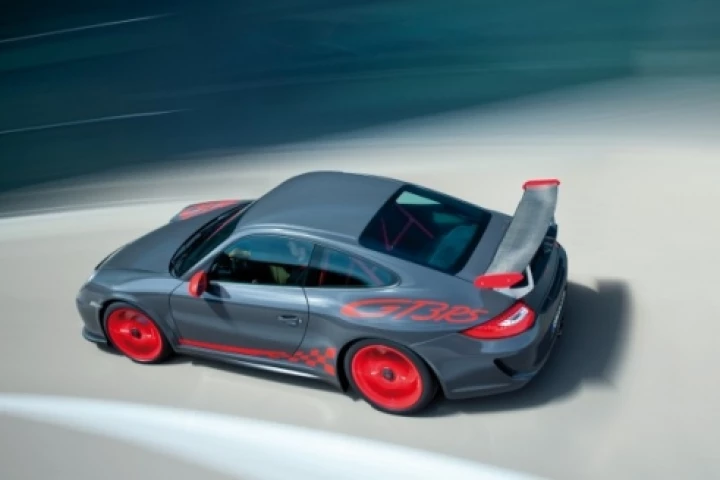 The 2010 Porsche 911 GT3 RS offers more power, less weight, a slicker gearbox and a sleeker shape.