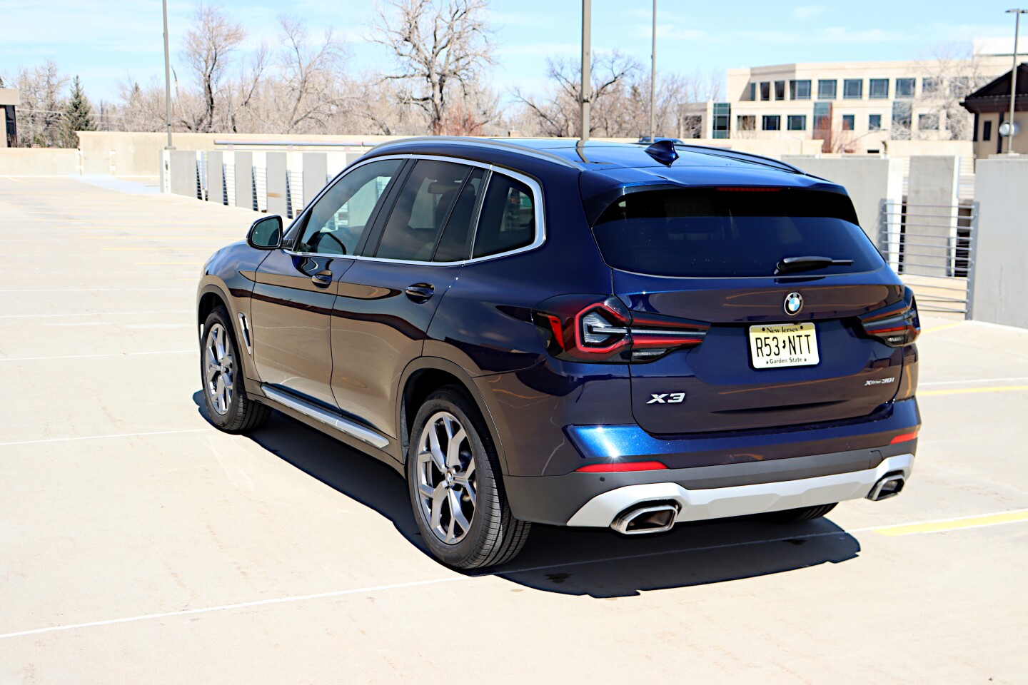 With a sub-5s 0-60 sprint, other drivers should be prepared to regularly see this side of the BMW X3 M40i