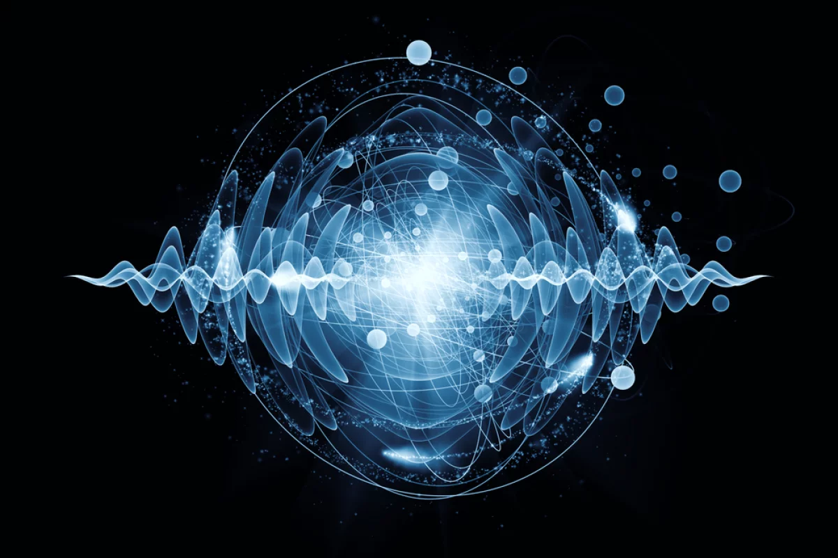 Researchers at Princeton University have devised a method for giving light the properties of liquids and solids, with huge potential ramifications in the study of quantum mechanics and other areas of physics (Image: Shutterstock)