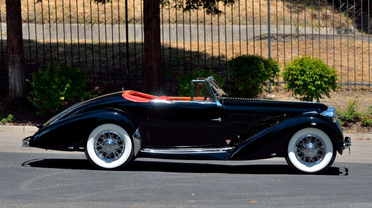 1938 Talbot-Lago T120 Roadster | Estimate: from $900,000 to $1,100,000 | Auction House: Mecum | Official Auction Description