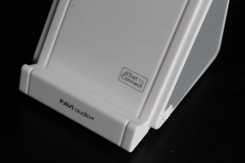 A lip is included on which to rest a phone