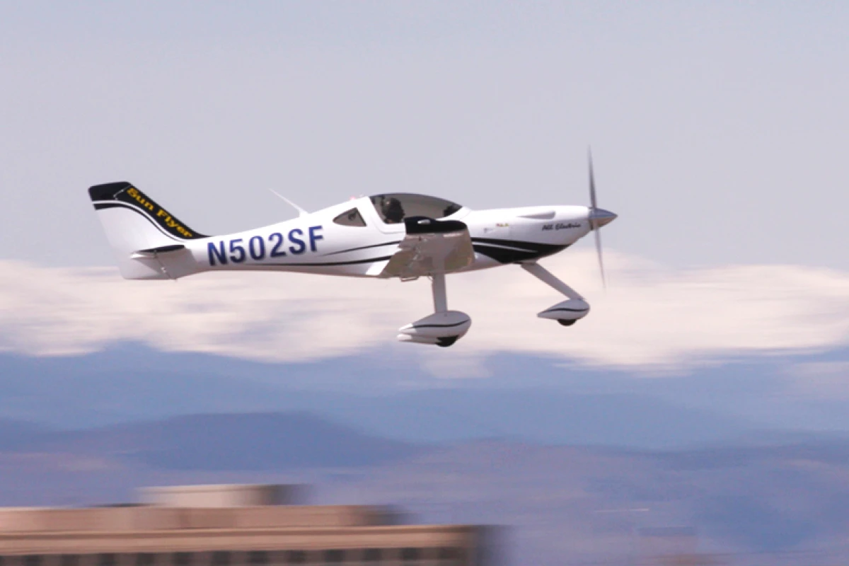 Sun Flyer 2 taking off on its maiden flight on April 10