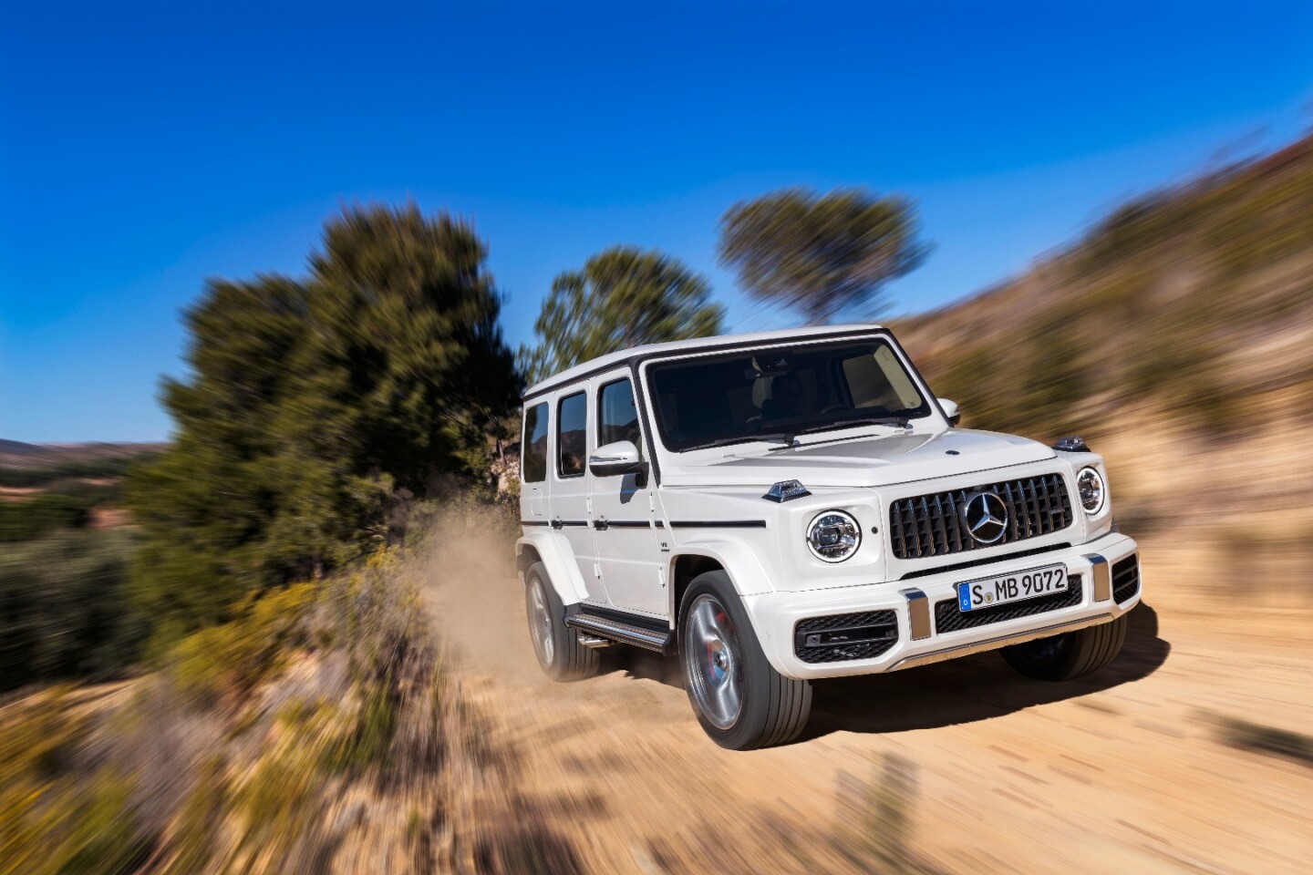 The new-generation Mercedes-Benz G Class added stronger, more lightweight framing and cross-beam stiffening to improve the durability and capability of the G