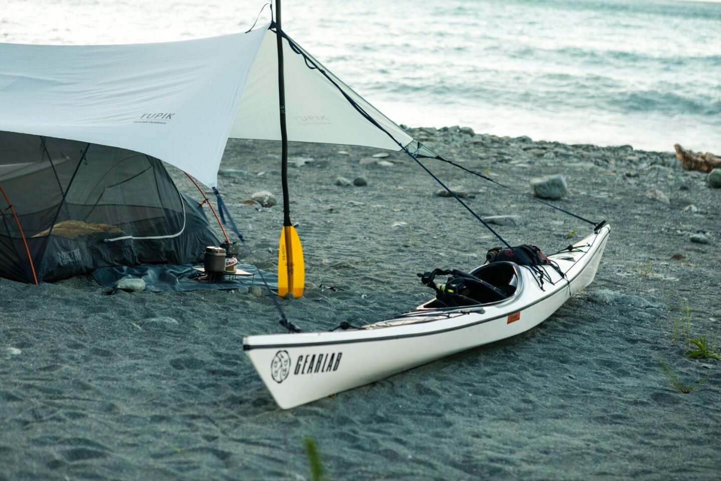 The system works with both regular and Greenland-style paddles