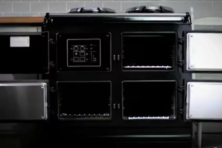 The AGA iTotal Control Cooker can be remotely controlled by text message, dedicated website or smartphone app