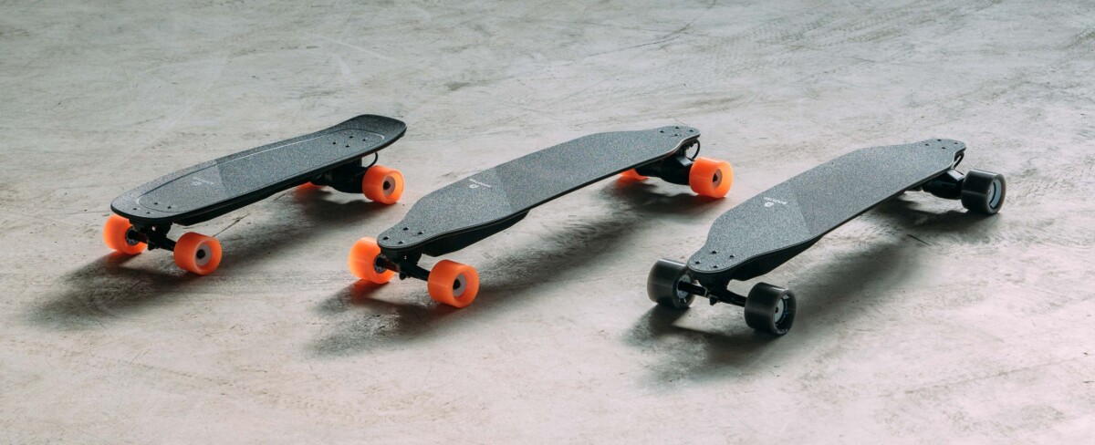 On both the Stealth and Mini X electric skateboards, Boosted Boards has swapped its trademark orange wheels for gray