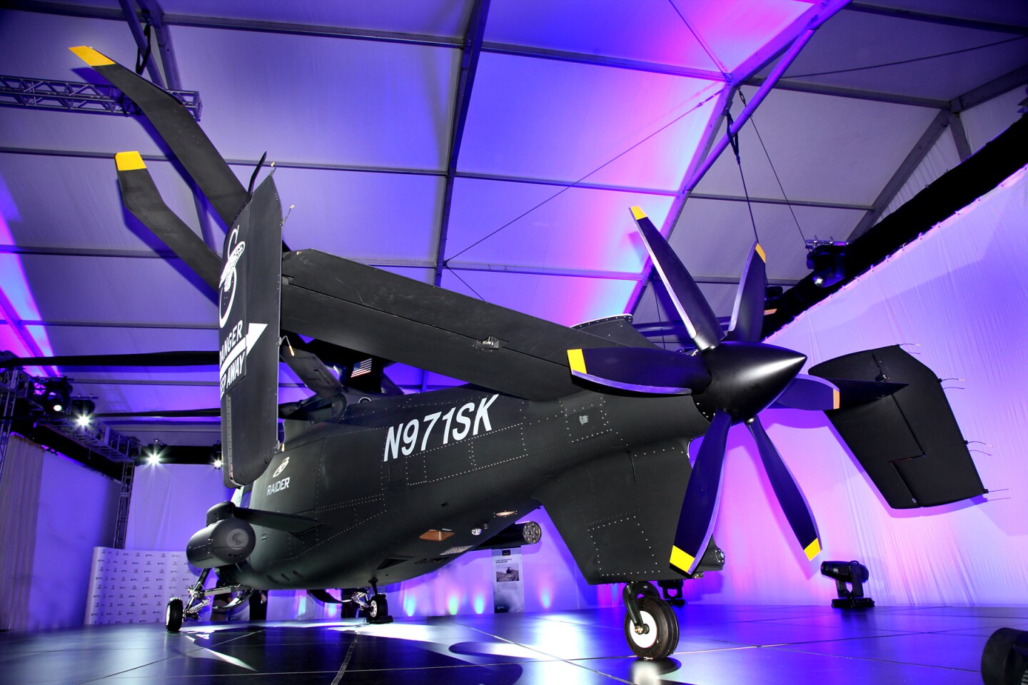The Sikorsky S-97 Raider has a six-blade pusher propeller
