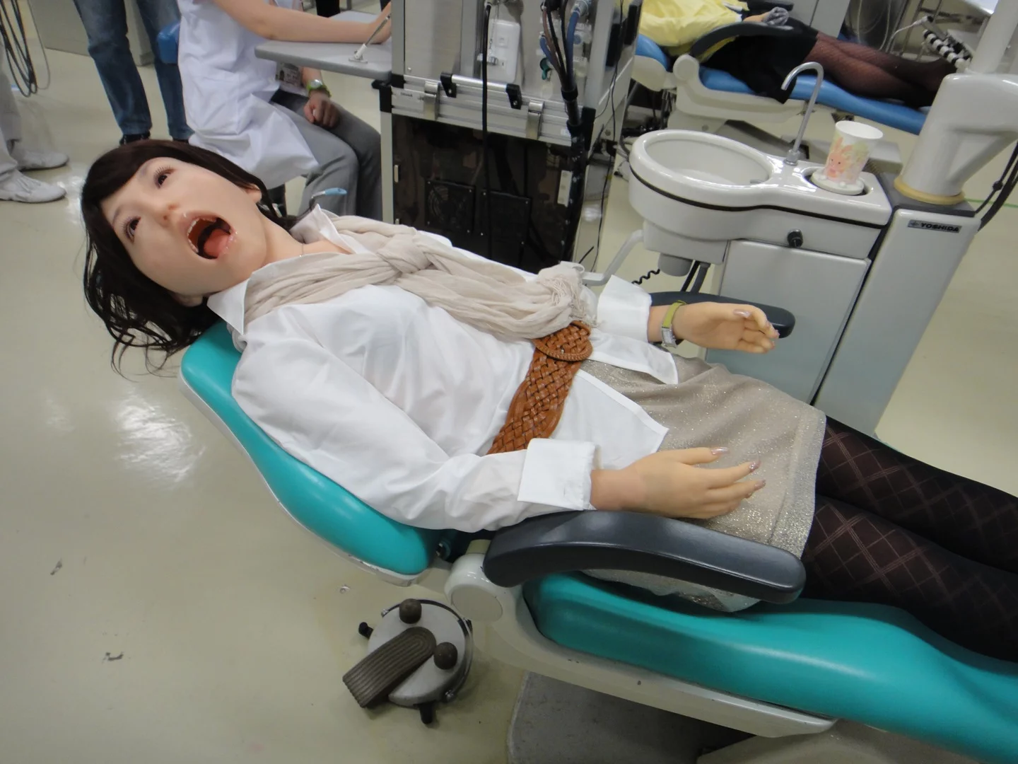 Showa University from Tokyo has presented a highly realistic robotic dental patient Showa Hanako 2 (Photo: DigInfo).