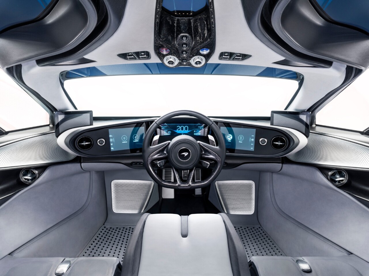 McLaren Speedtail: symmetrical cockpit places the driver's seat front and center, with an unobscured view of the road and overhead controls so you can feel like a fighter pilot when you fire it up or put it in reverse