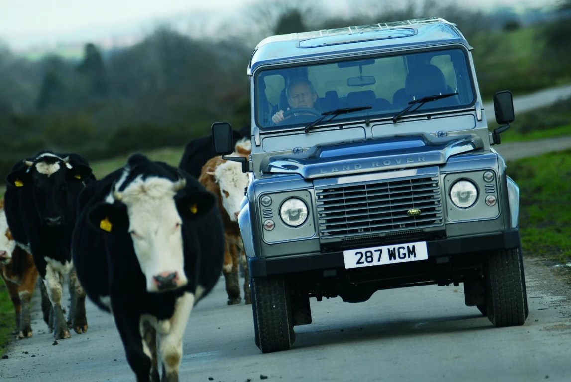 Land Rover ends production of the Defender