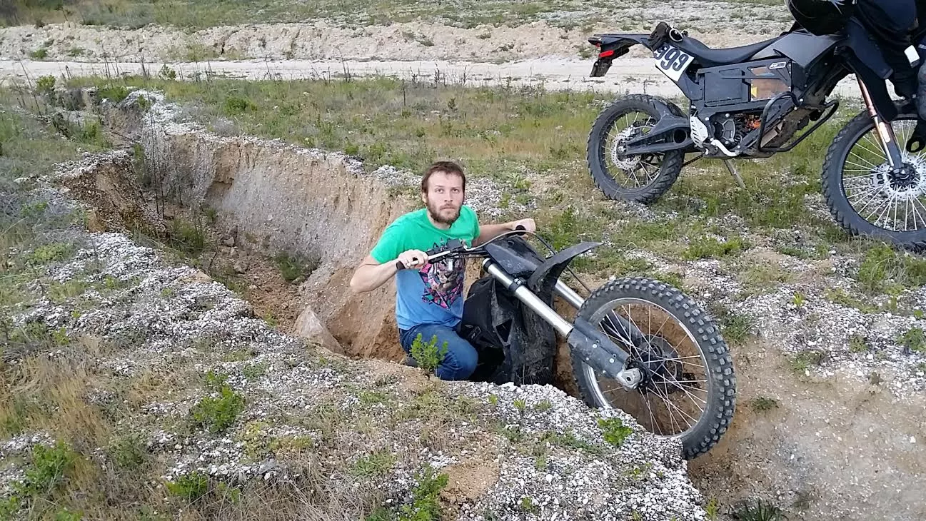 Luke Workman testing the Zero FX in reasonably unforgiving terrain