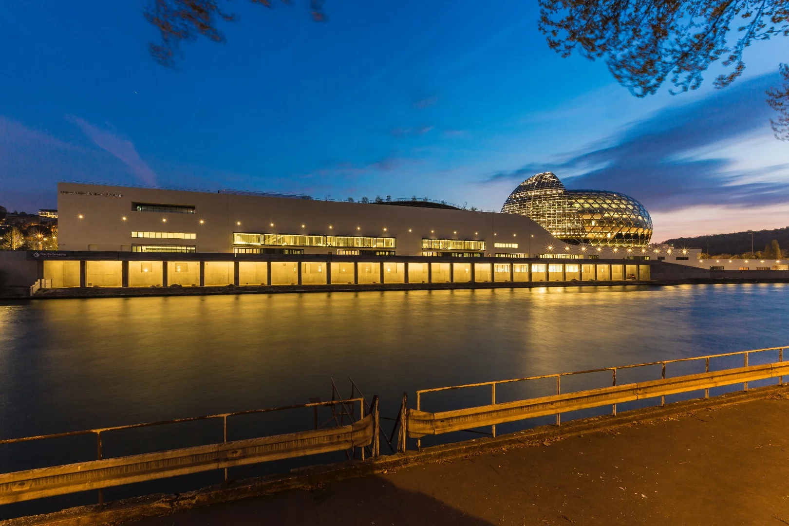 Ignoring the auditorium, La Seine Musicale's shape resembles an ocean liner