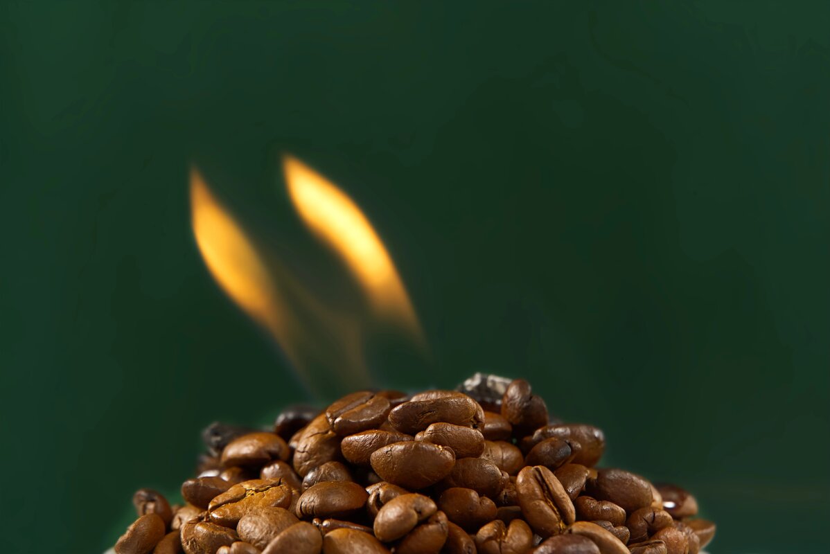 Flame plasma pyrolysis process turns spent coffee grounds into biofuel