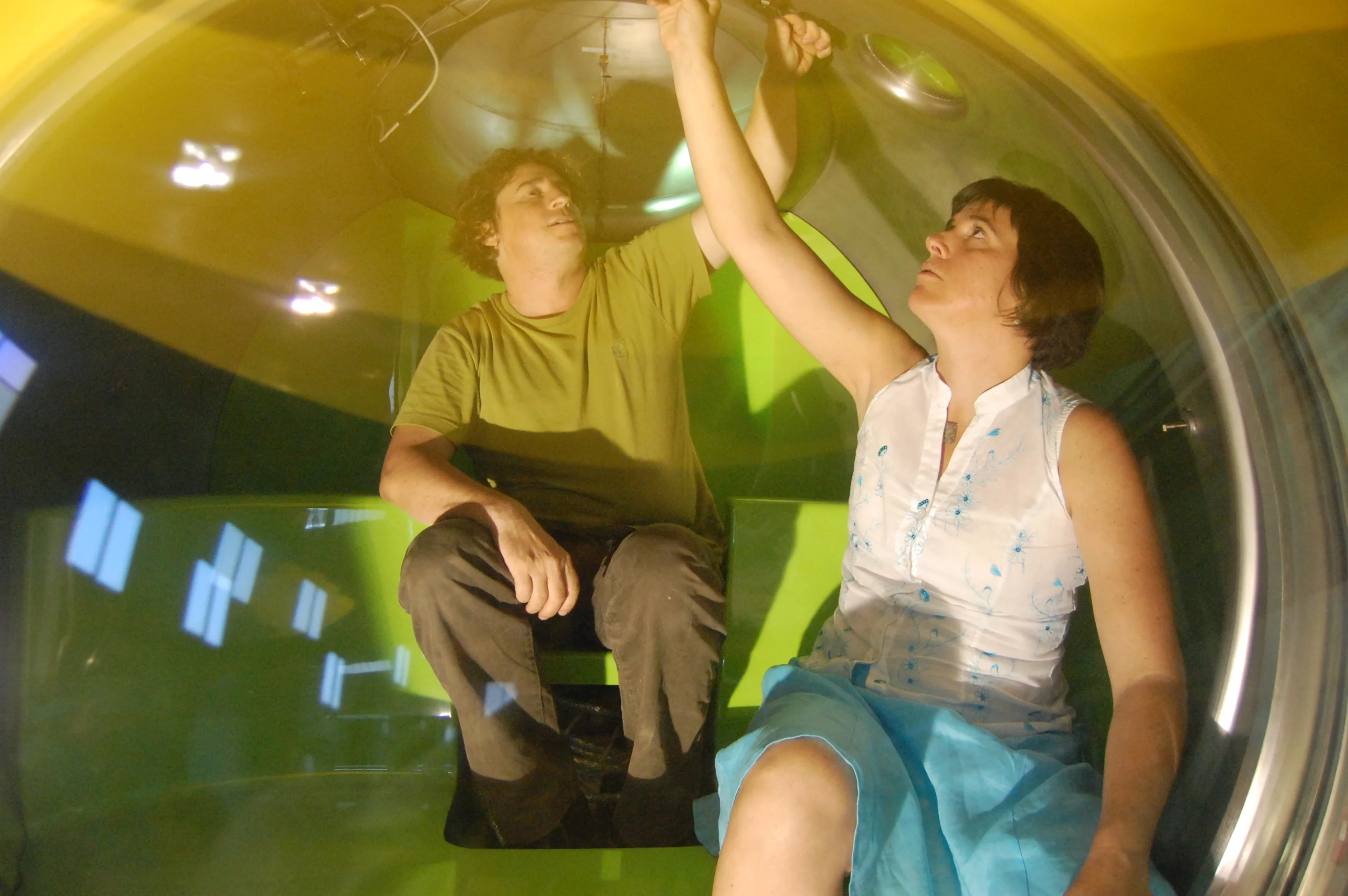 The ICTINEU 3 submersible seats three