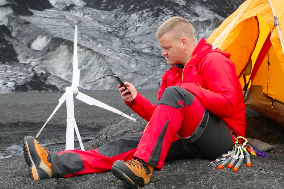 The portable Trinity 50 is the smallest of the Trinity line and weighs 1.4 lbs (0.65 kg)