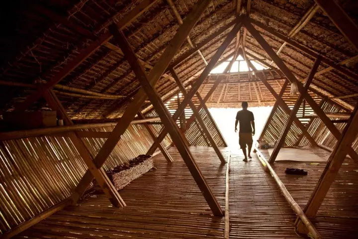 The dorms were designed for rapid construction using local materials and techniques in order to house child refugees from bordering Burma (Photo: Line Ramstad/Allyse Pulliam)