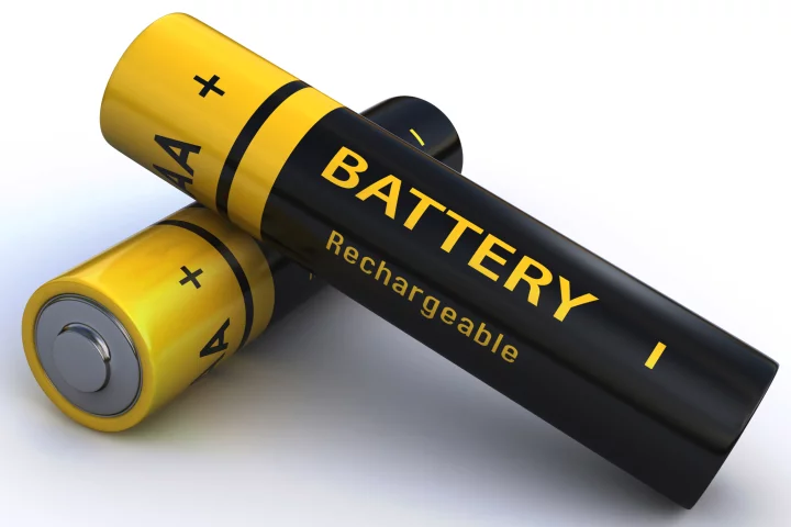 Adding certain salts to the anodes of lithium-based batteries has been found to increase their useful life by a very large factor (Photo: Shutterstock)
