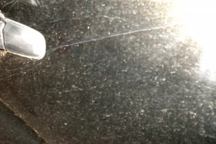 Self-healing car paint uses sunlight to repair scrapes