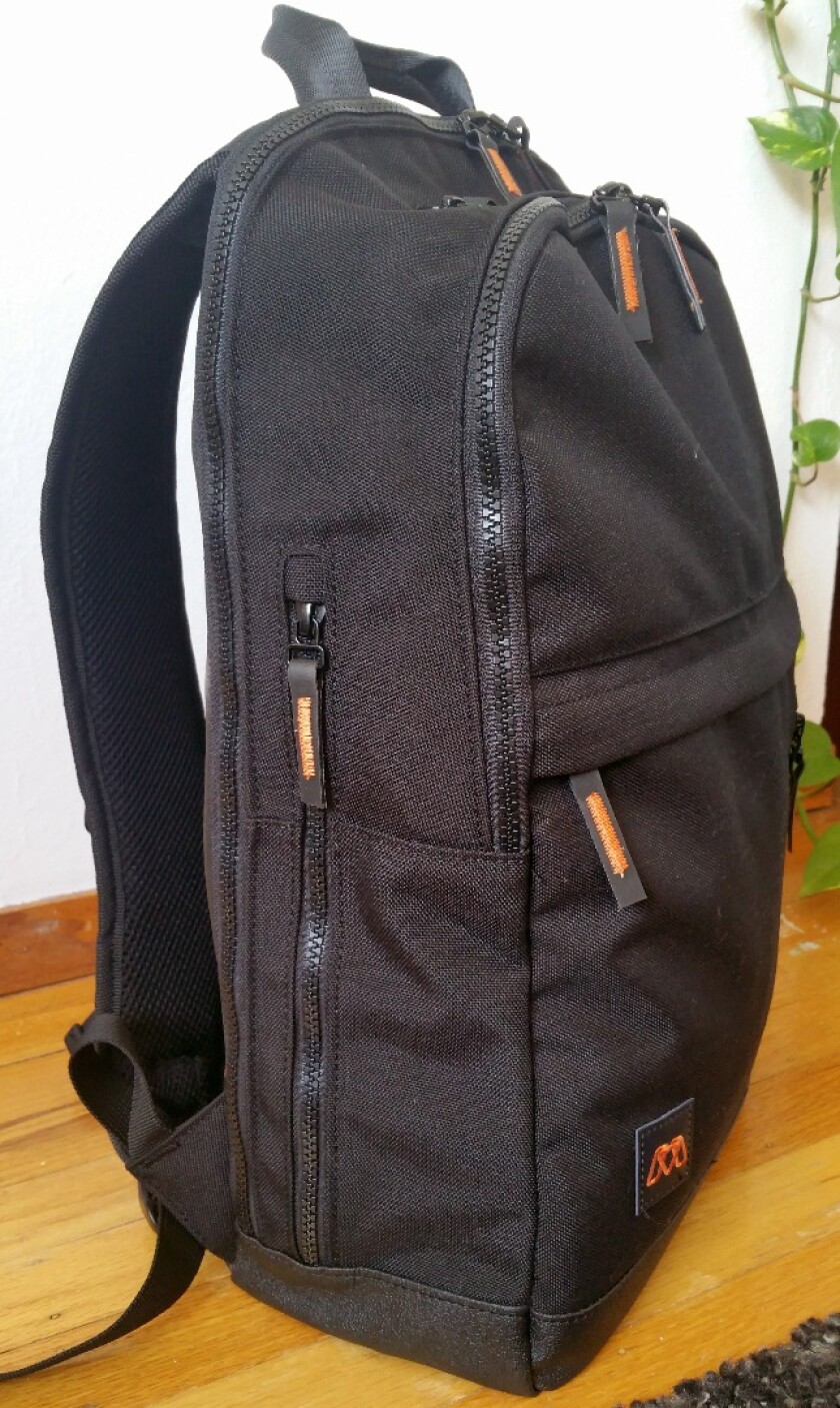 With exterior dimensions of 18 x 12 x 5 in and weighing a little more than 2 lb when empty, the MOS Pack is considered a slim backpack