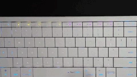 您可以在按键上滑动来调整音量、亮度和缩放