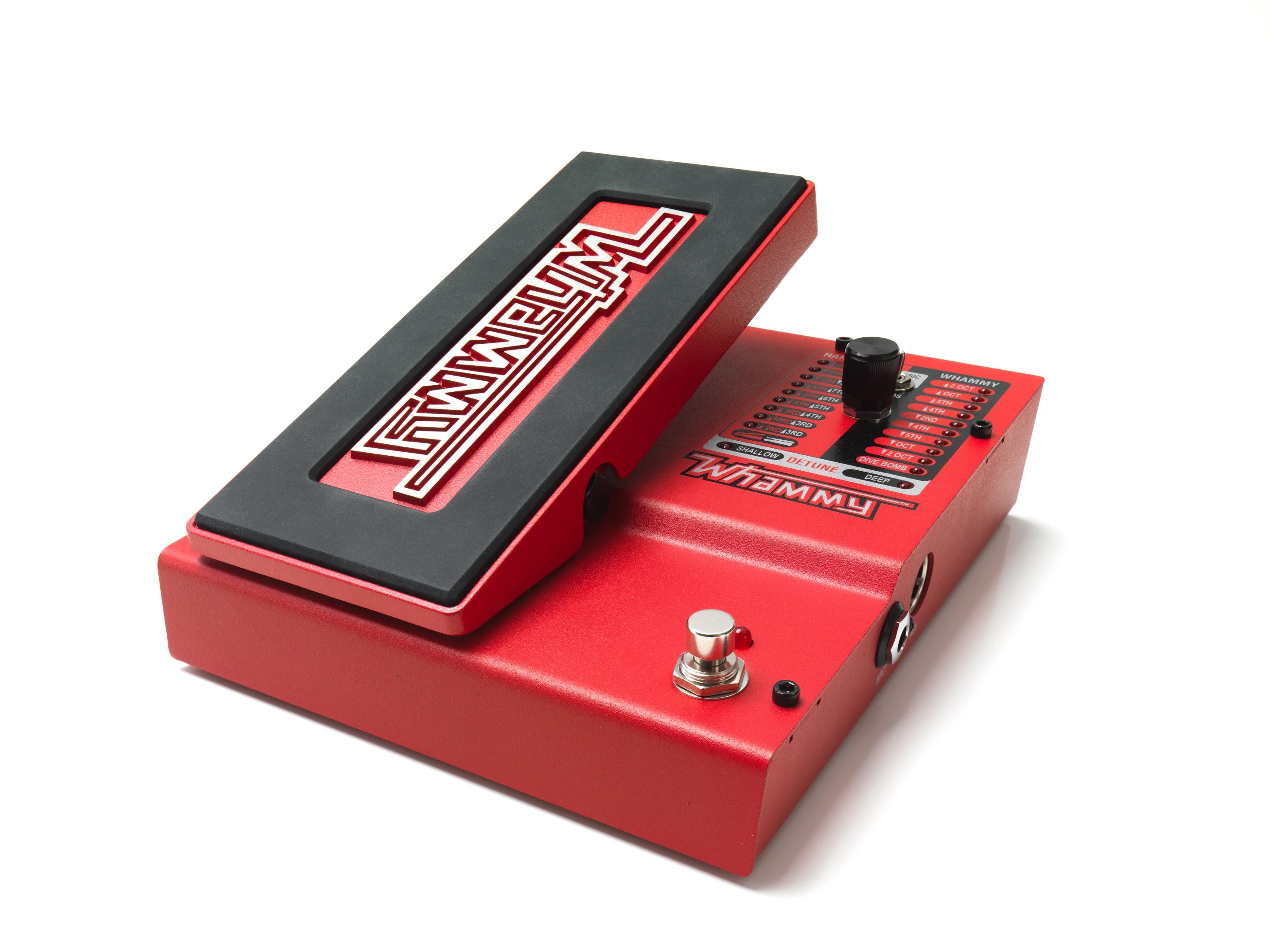 The Whammy V now includes new pitch-shifting technologies and algorithms that enable a player to bend entire chords up or down while keeping all the notes within the chord in tune