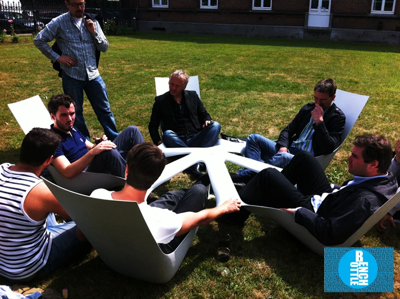 The piece resembles something you would expect to find in a children’s playground but without the spinning option!