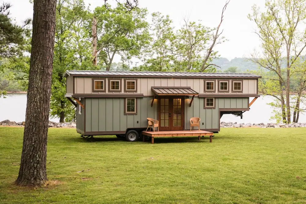 The Retreat has a total floorspace of 416 sq ft (38.6 sq m)