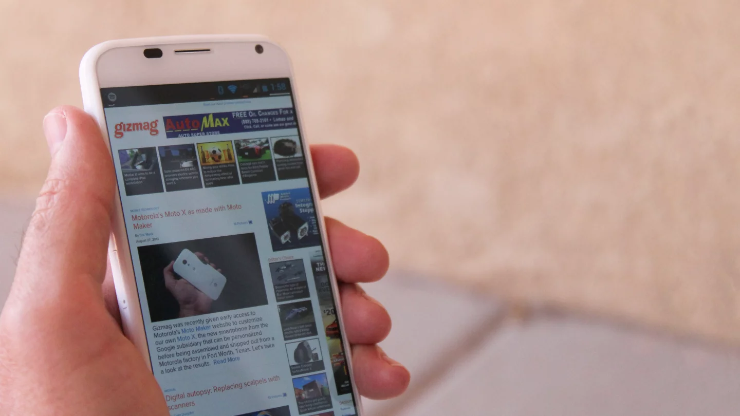 We appreciate the Moto X's contoured back