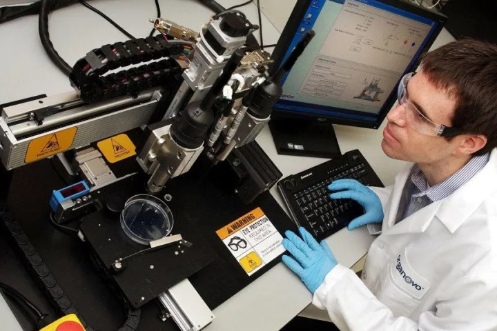 The 3D bio-printer that could be used to create human tissue and organs on demand