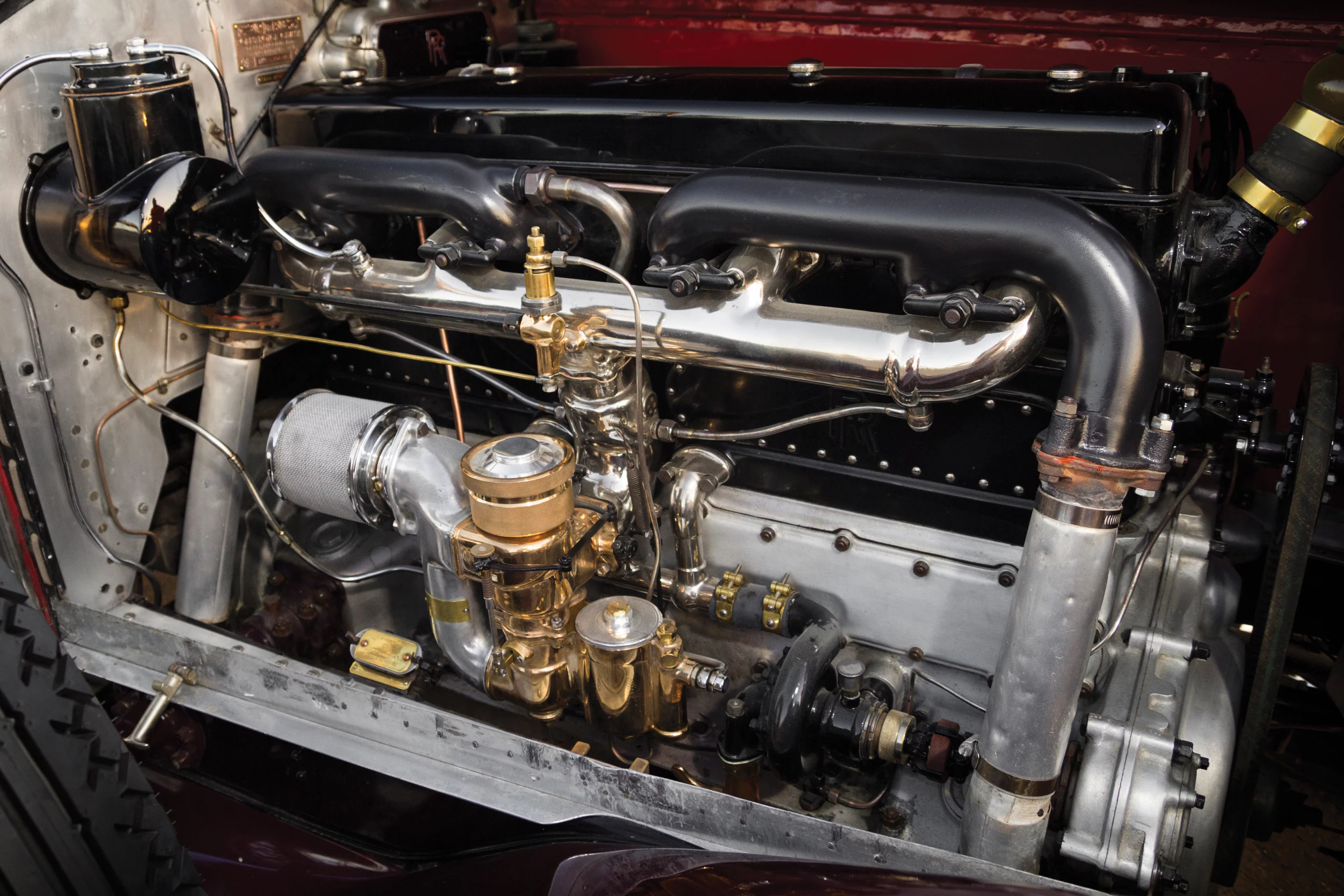 The 1928 Rolls-Royce Phantom I Special Roadster runs on a 40/50 bhp, 468 cu. in. overhead-valve inline six-cylinder engine