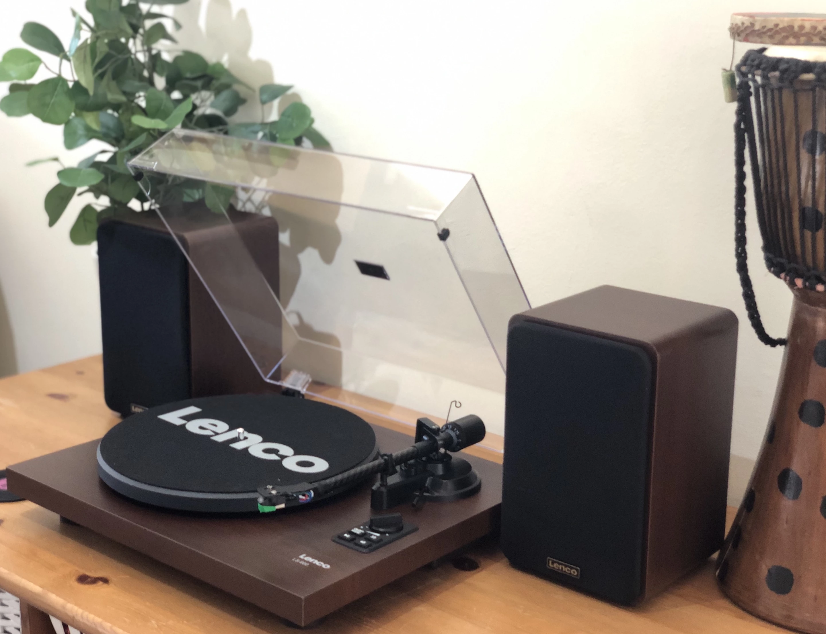 The LS-600WA turntable and speaker system is available in Europe now, and will ake its way to the US next year