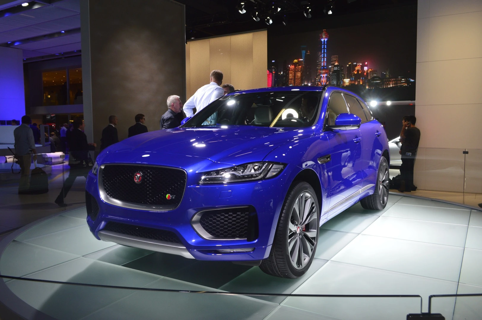 The F-Pace showing the air scoops
