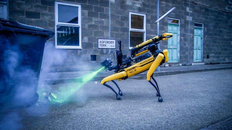 Robotic Dogs Handle Bomb Detection, Neutralization, and Disposal ?url=http%3A%2F%2Fnewatlas Brightspot.s3.amazonaws.com%2F1f%2Fda%2F22a03b79405cb5e24e0d270ca15f%2Femb 0001 Robot Dog Bomb Disposal Credit Mod 040225