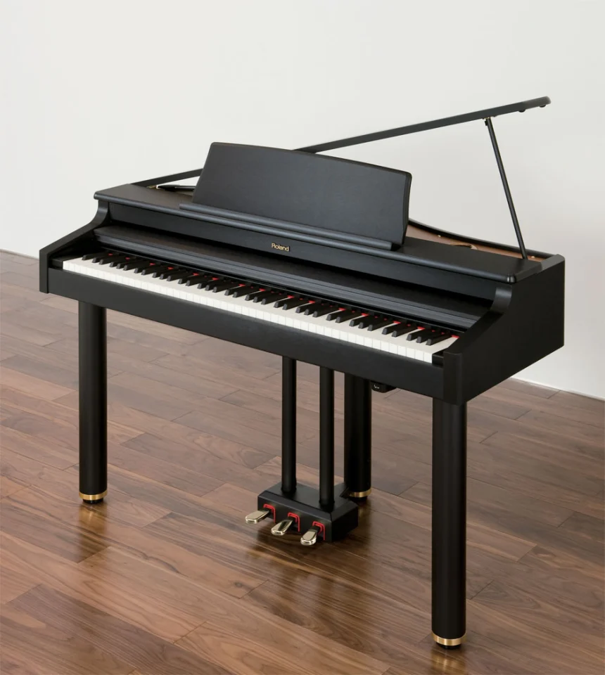 RG-1F is said to offer players high-end piano sound, playability and performance with a classy grand piano look
