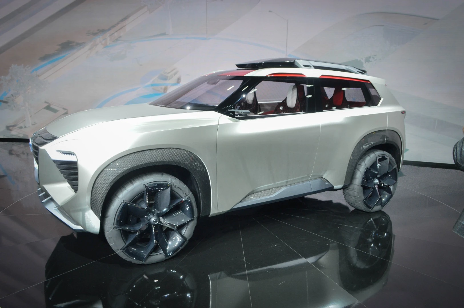 A concept that "fuses Japanese culture and traditional craftsmanship with American-style utility and new-generation Nissan Intelligent Mobility technology."