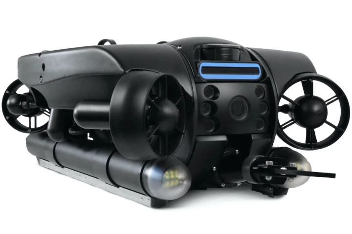 The Revolution NAV's body is made of carbon fiber, aluminum and stainless steel