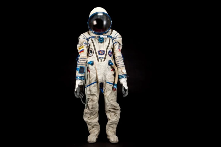Astronaut Shannon Lucid's spacesuit is a Sokol KV-2 (Photo: Bonhams)