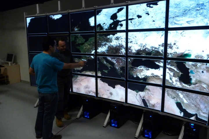 Computer scientists have developed software that can make gigapixel images available for editing in seconds