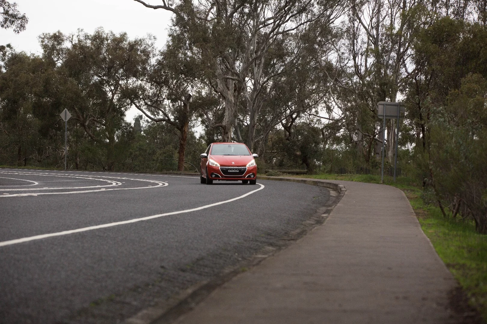 The GTi is neutral as you get close to the limit