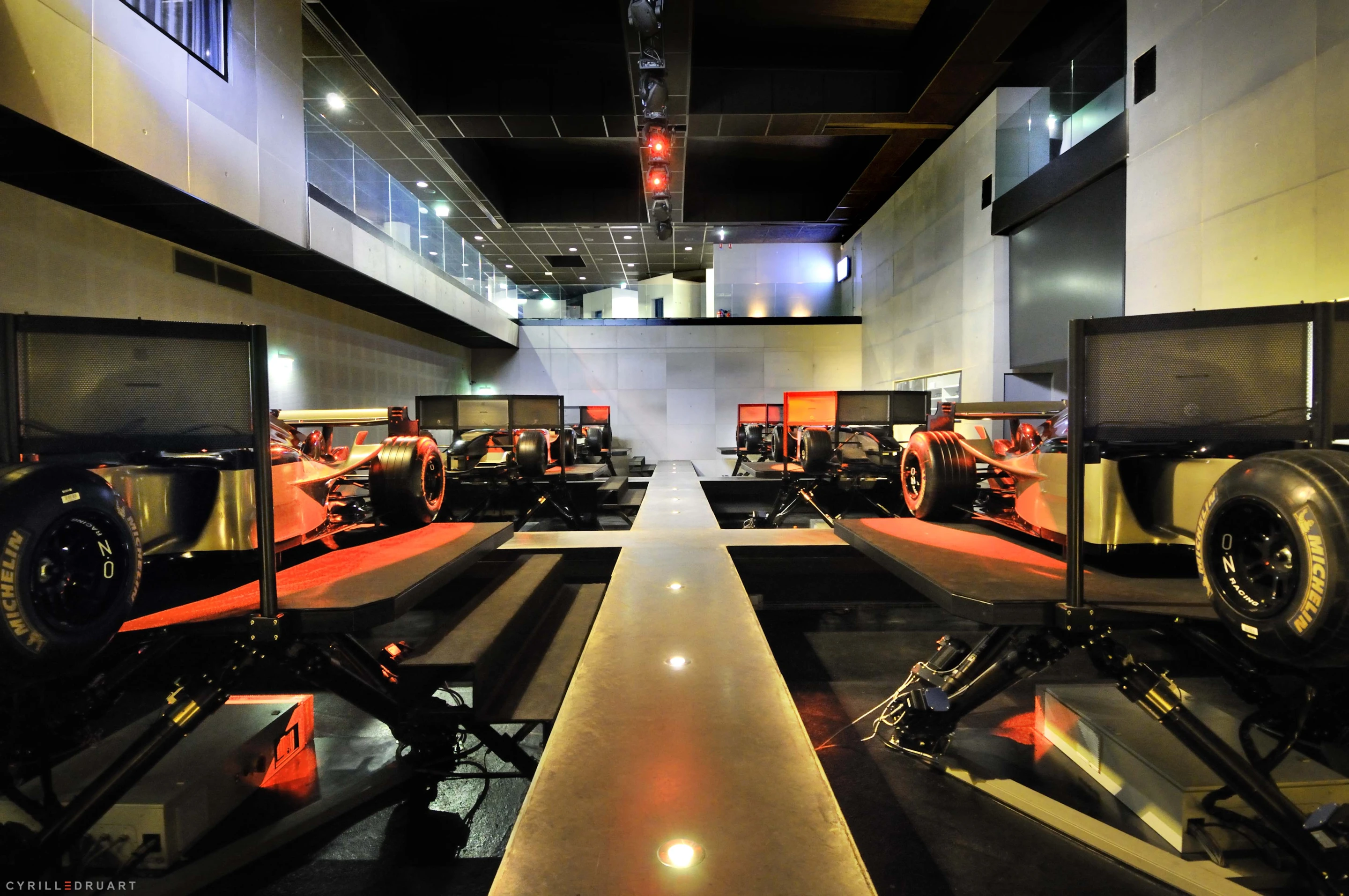 I-WAY World features a total of 18 racing simulators