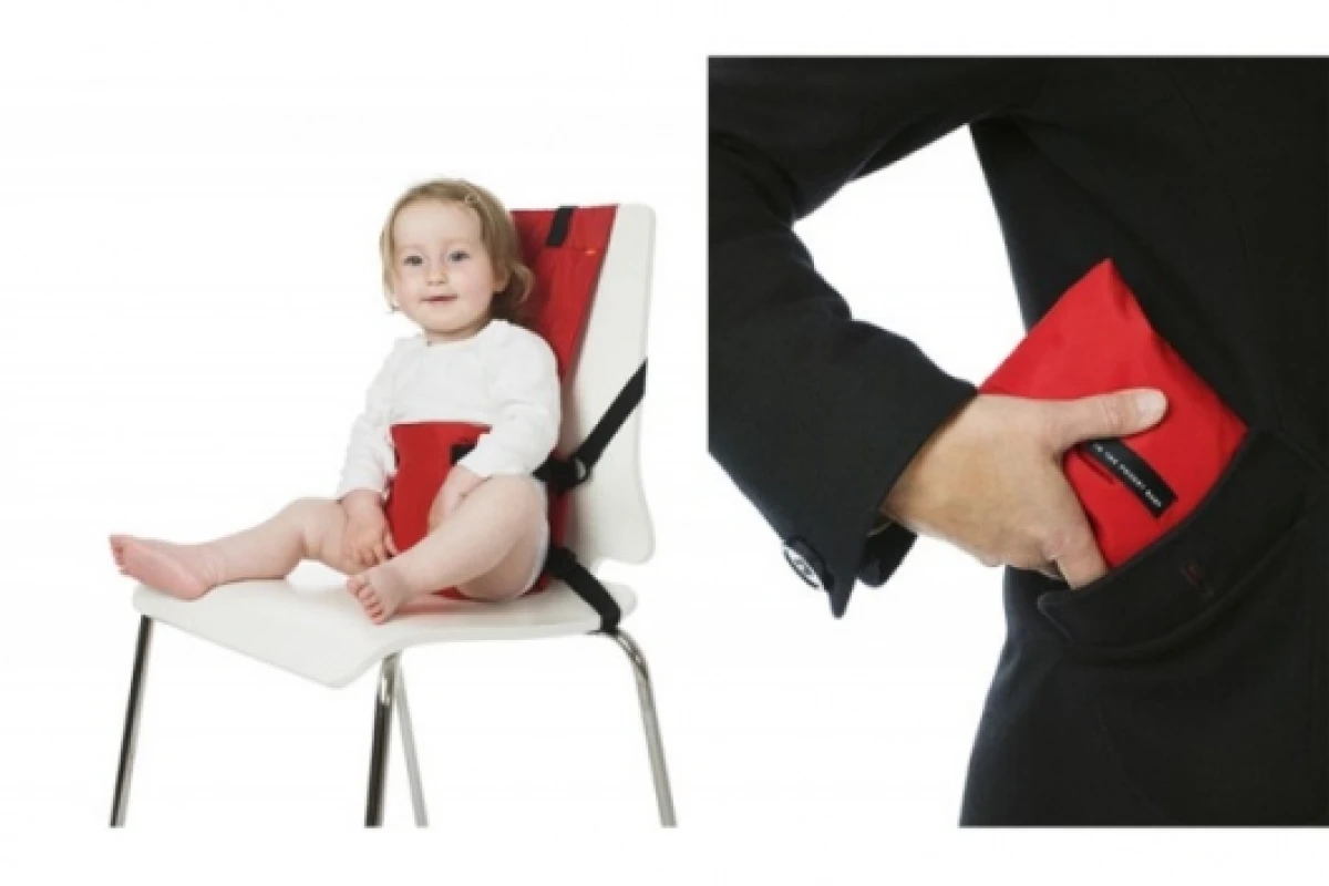 In the Pocket Baby portable baby seat