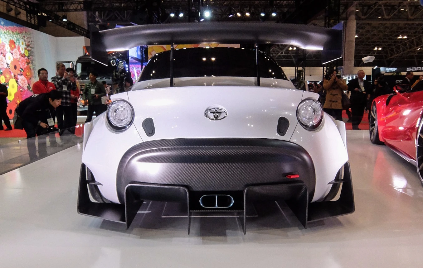 S-FR concept from the rear