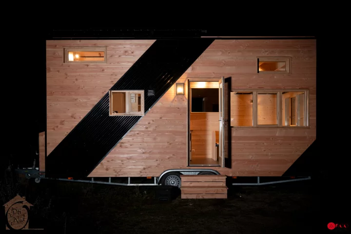 When the sun goes down and the overnight chill nips at occupants of the Axelle, underfloor heating should help keep frostbite at bay